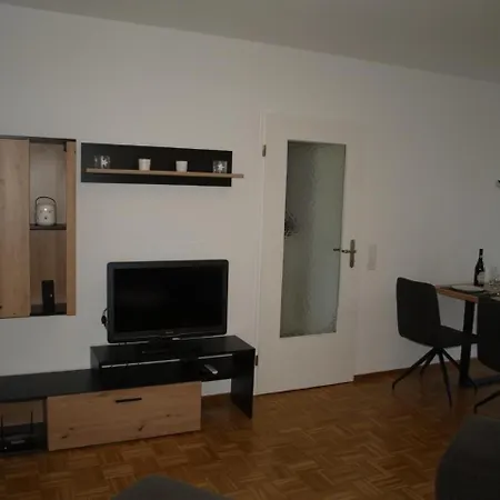 Robinia In Apartment Locarno